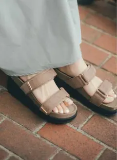 LOUNIE 復刻版サンダル 36ベージュのサムネイル