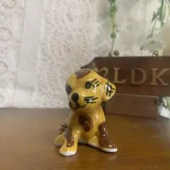 ツェラミカ社☆ハンドメイド☆陶器製☆犬の置物
