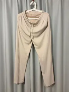 GU リブストレートパンツ