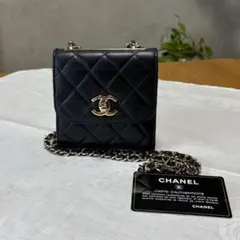 CHANEL トレンディ CC ラムスキン ブラック チェーン バッグのサムネイル