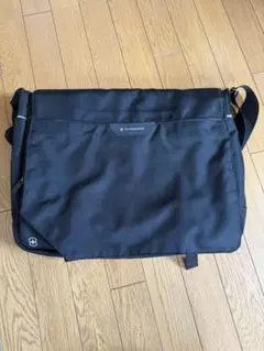 Victorinox メッセンジャーバッグ ブラックのサムネイル