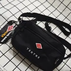 DANTON TERTRE コーデュラナイロン ミニサコッシュ ブラックのサムネイル