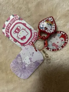 100円引き‼ イニシャル付き ハローキティ アクリルキーホルダー