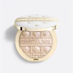 ディオールスキンフォーエバーグロウルミナイザー　ディオールスター　001