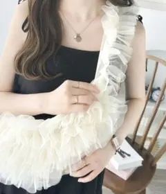 SALE　mily bilet♡大胆なフリルチュール使いフリルバッグ　タグ付き