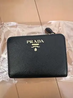 PRADA サフィアーノレザー 二つ折り財布 ブラック