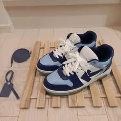 Off-White (Out Of Office/blue)
