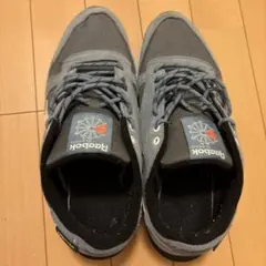 Reebok グレー スニーカー