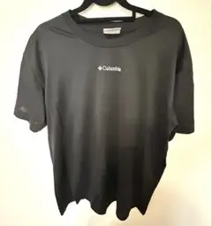 Columbia ブラック Tシャツ M