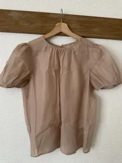GU ピンクベージュ パフスリーブブラウス L
