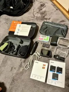 超美品】GoPro HERO 10 SDカード3way 純正バッテリー他 - メルカリ