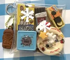 ☆ガチャ詰めポーチ☆PEANUTS スヌ ベーカリーショップ | Mercari