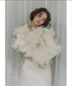 ANDREA &Co.AUBREYボリュームフリルチュールスカート美品 - メルカリ