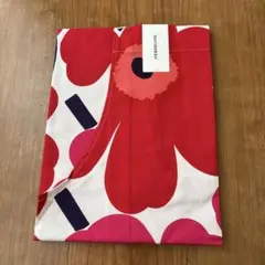 新品未使用　マリメッコ エプロン　ウニッコ　赤系　3