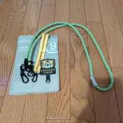 グラニフ　オーサムタイガー　モバイルストラップ　グリーン