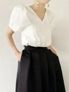 フィグロンドン Minmin blouse BLACK ブラウス - メルカリ