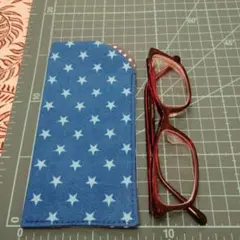 317 ハンドメイド　メガネケース　ブルーの星柄