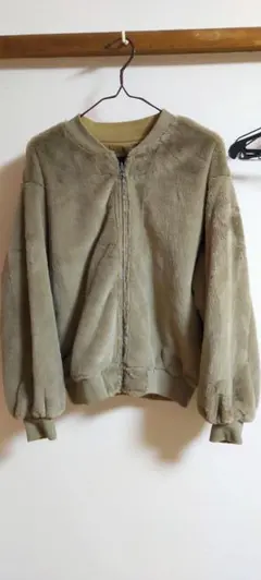 ノンヘッジ ベージュ ジップアップジャンパー