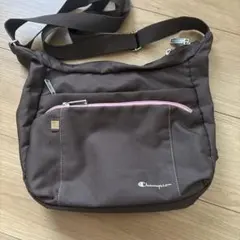 Champion ショルダーバッグ 斜めかけ ブラウン 茶 シンプル