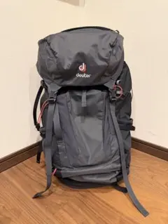 Item thumbnail for item 304a3db1-6571-4063-b55c-ef4f3c9d95e8