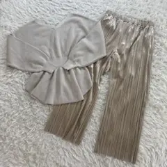ローリーズファーム　ベージュ ニット　パンツ　セットアップ　Fサイズ