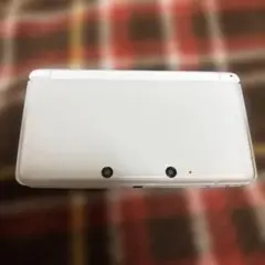 ニンテンドー3DS 本体　ホワイト