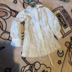 SDサイズ　白色シャツ