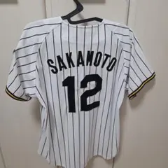 阪神タイガース　坂本誠志郎　2026 Mサイズ　ホームユニフォーム 阪神タイガース 坂本誠志郎 2026 Mサイズ ホームユニフォーム - メルカリ