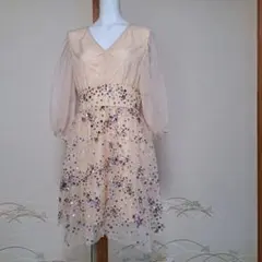 フォーマルワンピース　ひざ丈　スパンコール