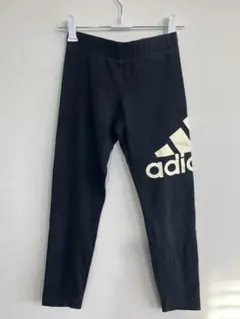 adidasブラックレギンス　140サイズ