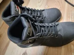 Item thumbnail for item cac0acf2-03f7-4a47-ac6e-4ac2ceeaf35a