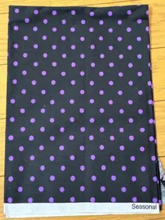 ドット柄　黒　紫　綿生地　110x55cm + 55x15cm はぎれ