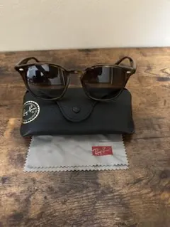 Ray-Ban　サングラス　RB4258F 　710/11　ケースあり最終値下げ