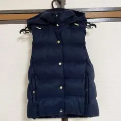 フード付きダウンベスト