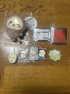 ちいかわ　キャラクターぬいぐるみとキーホルダーセット