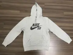 NIKE SB グレー フード付きパーカー M