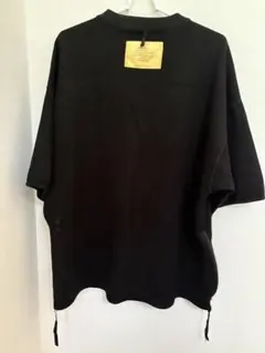 エヌハリウッド　黒Tシャツのサムネイル
