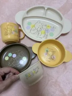 Combi くまのプーさん ベビー食器セットのサムネイル