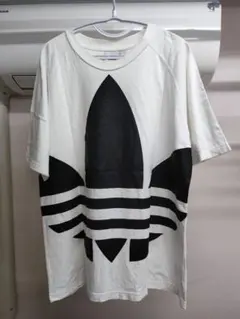 adidas アディダス ビッグトレフォイル Tシャツのサムネイル