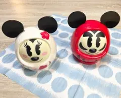 ミッキーマウスとミニーマウスの置物