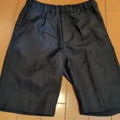黒のフォーマルショートパンツ　120