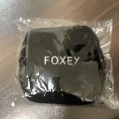 FOXEY フォクシー　黒 ベロアスクエアポーチ 未使用のサムネイル