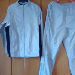 【値下げしました】mizuno EVANOVA ウォームアップ上下