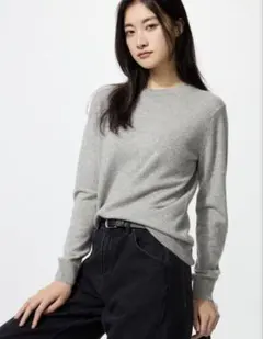 【美品】カシミヤ100% グレー クルーネックニットセーター ユニクロ