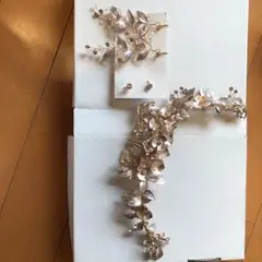 【お値下げ中】ウェディング　ヘアアクセサリー＆イヤリング(ピアス)セット