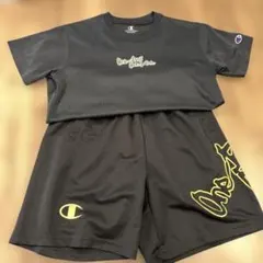 Champion バスケウエア　Tシャツとパンツセット　140㌢