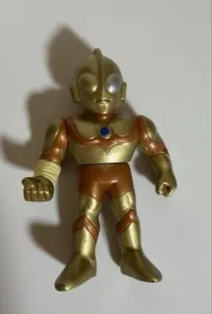 BANDAI ウルトラマン超闘士激伝 フィギュア ソフビ ゴールド