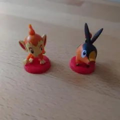 チョコエッグ　ポケットモンスター　旅立ちの3匹　2匹セット