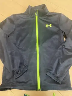 アンダーアーマー ユース　ジャージ　YSM 130センチ