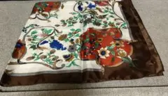 花柄シルク風スカーフ 　大判